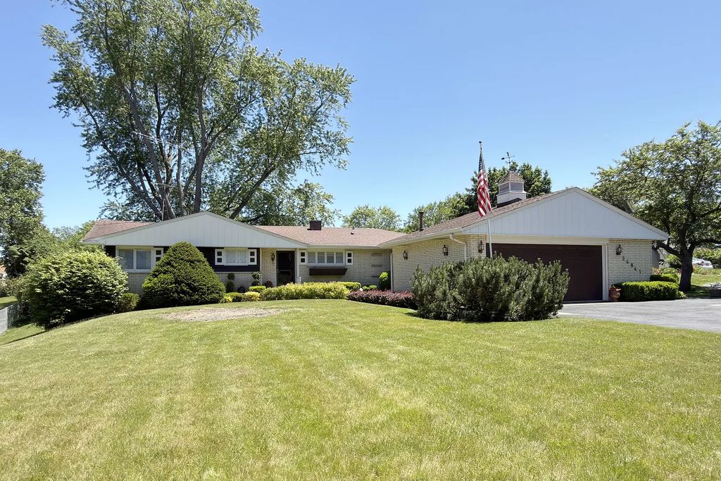 34841 N Leonard Avenue, Ingleside