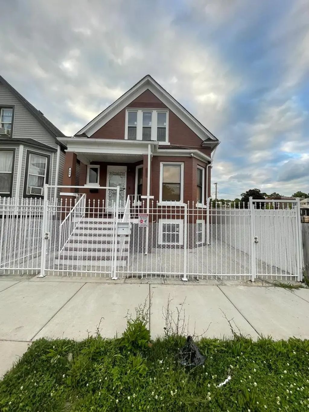 906 W 71st Street, Chicago