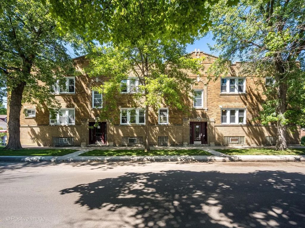 5434 W Wellington Avenue, Chicago, 60641