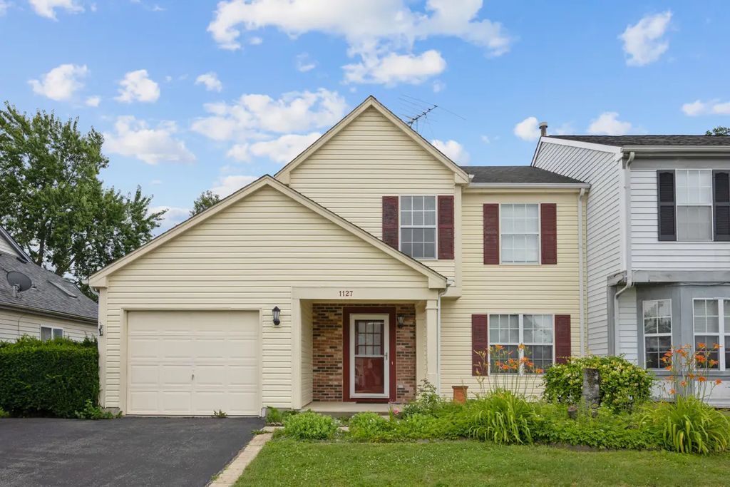 1127 Ashbrook Drive, Mundelein