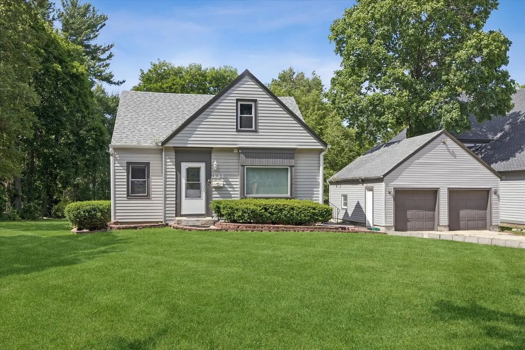334 55th Street, Clarendon Hills