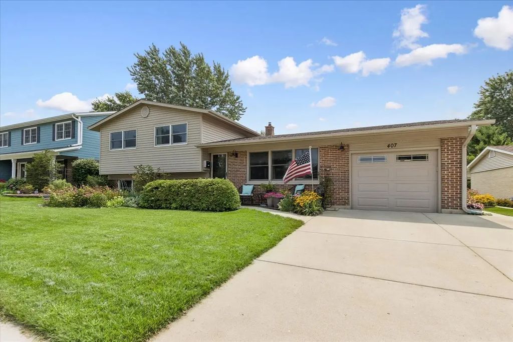 407 W Tanglewood Drive, Arlington Heights