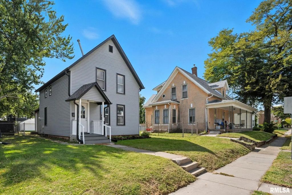 1416 17th Avenue, Moline