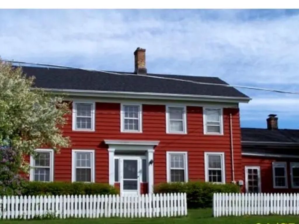 30w722 Smith Road, Wayne