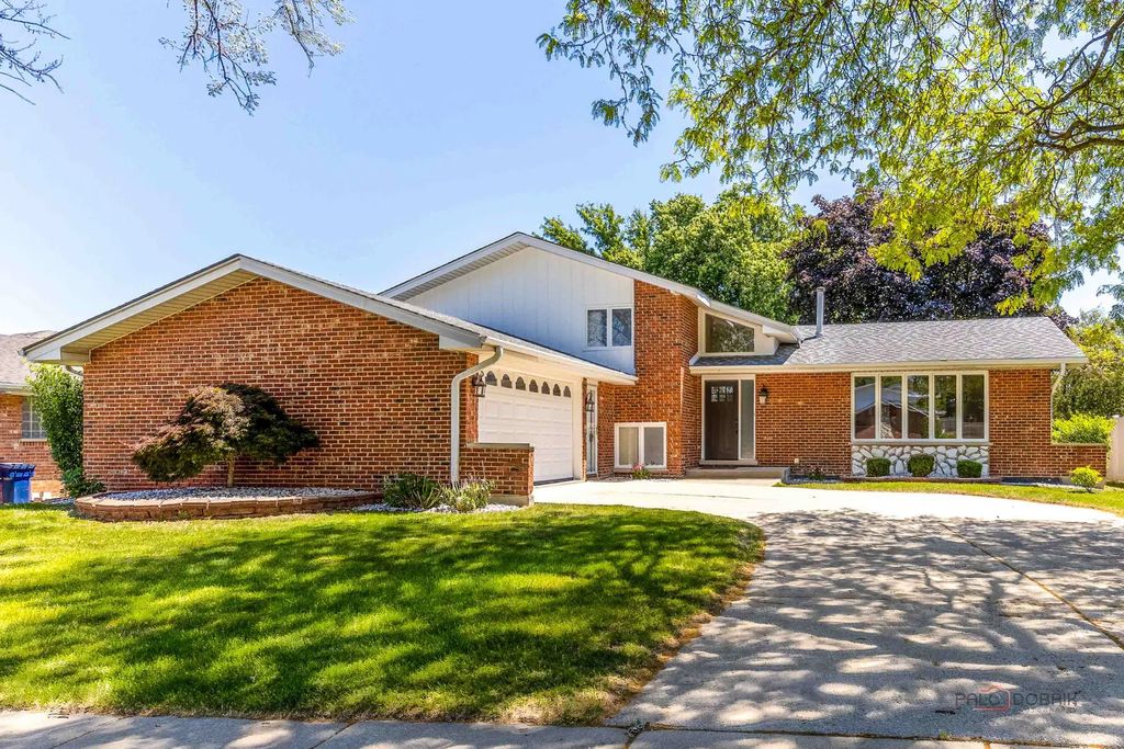 14739 Maple Avenue, Orland Park