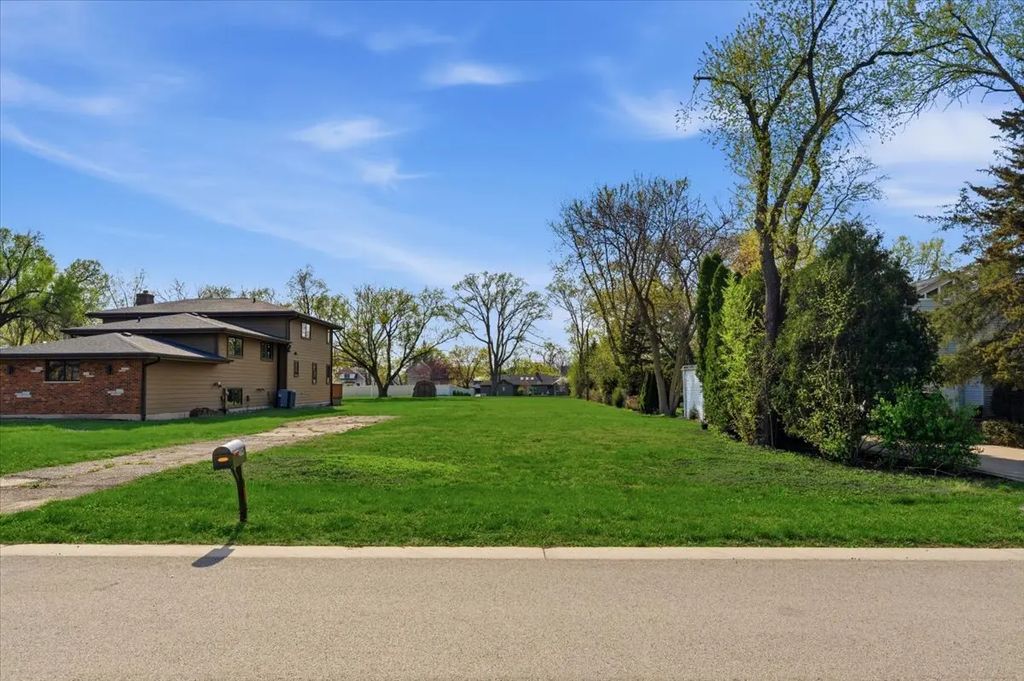 462 S Warren Avenue, Palatine