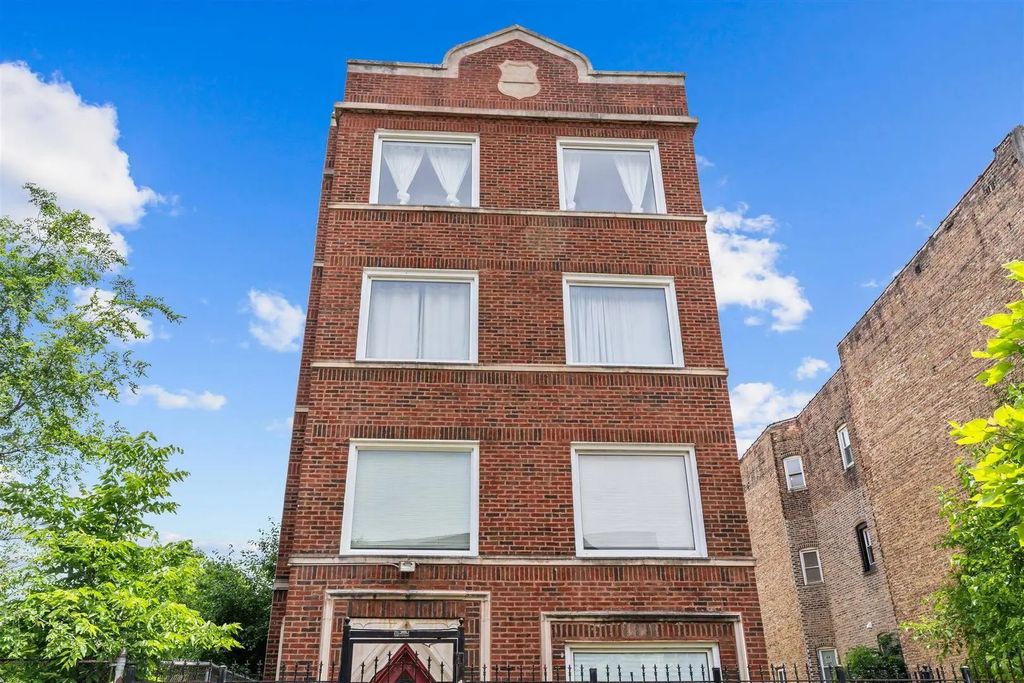 5321 S Michigan Avenue 3, Chicago