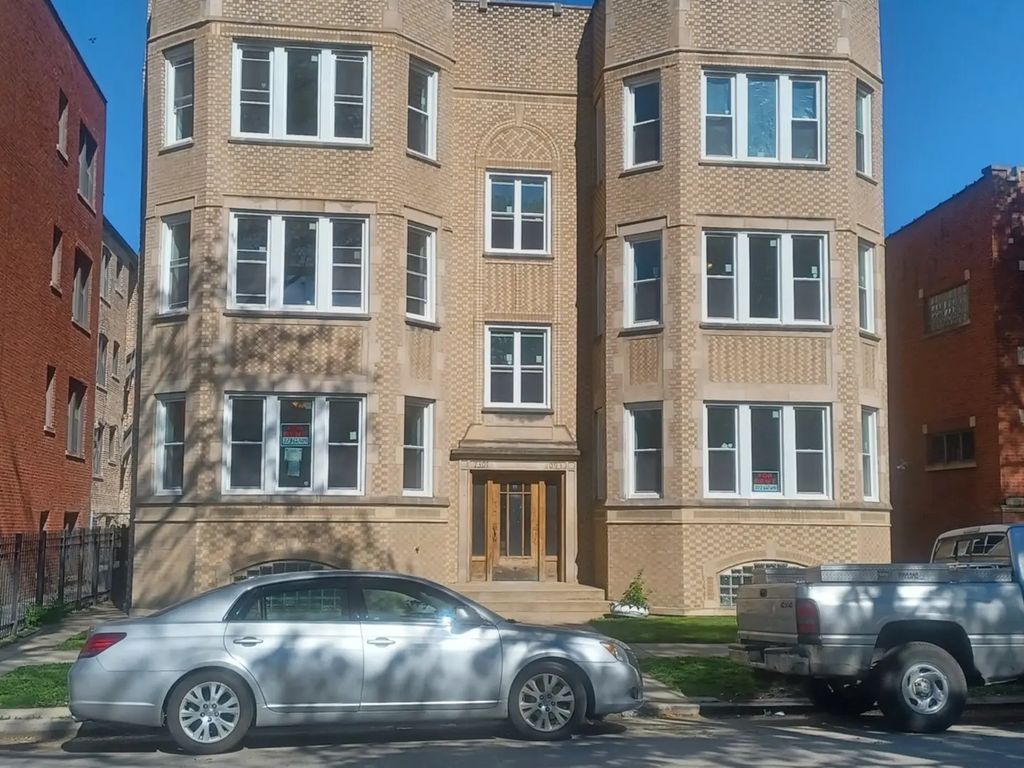 7307 S Bennett Avenue 3, Chicago