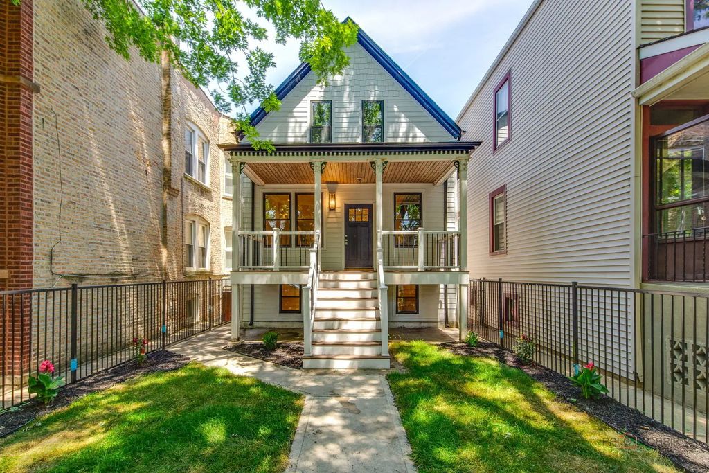1826 W Farragut Avenue, Chicago, 60640