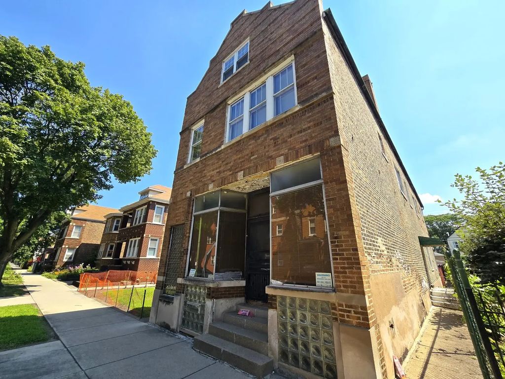 3353 S Aberdeen Street, Chicago, 60608