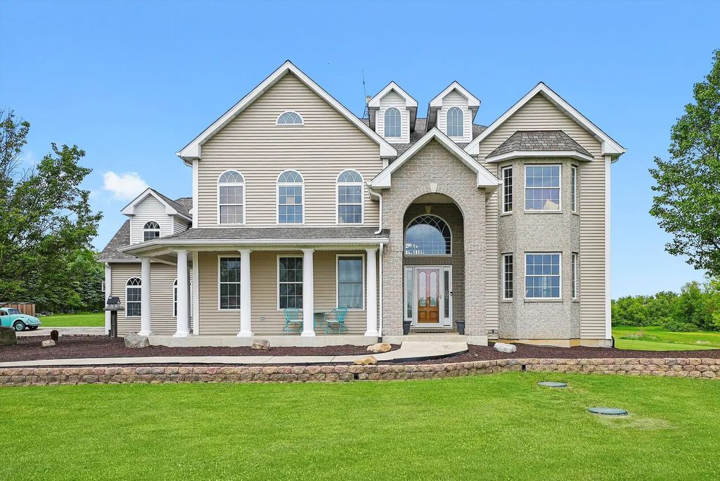 16512 Nelson Road, Woodstock