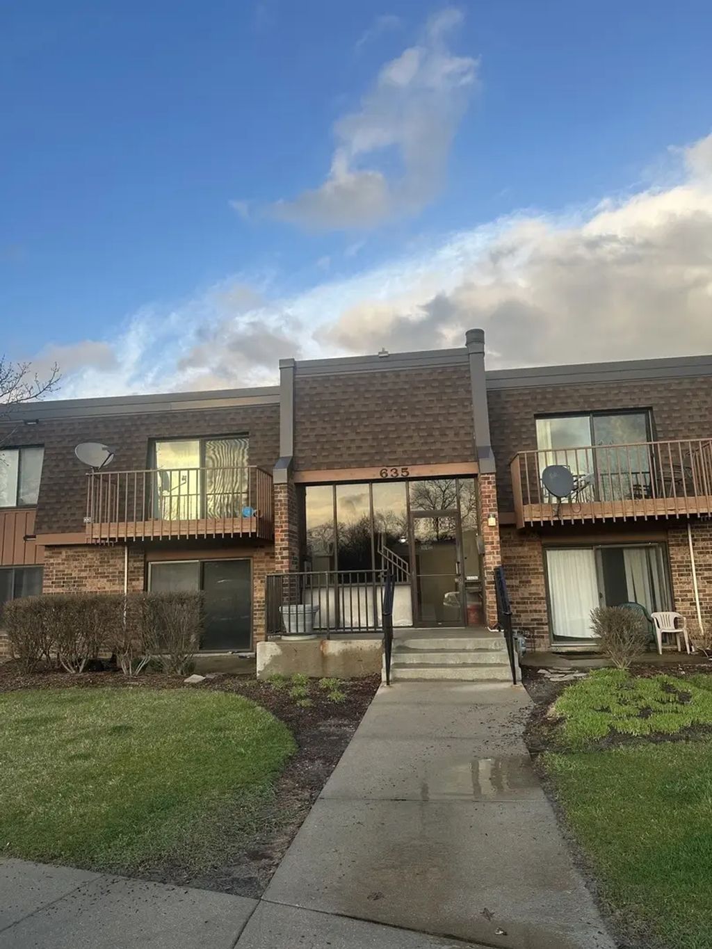 635 Limerick Lane 1a, Schaumburg