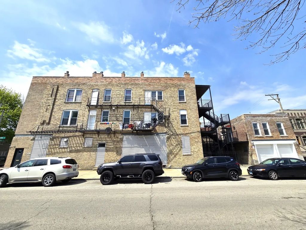 334 W 29th Street, Chicago, 60616