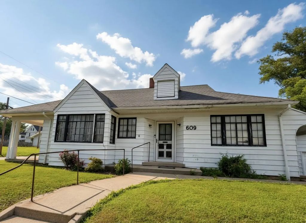 609 Dubois Street, Lawrenceville