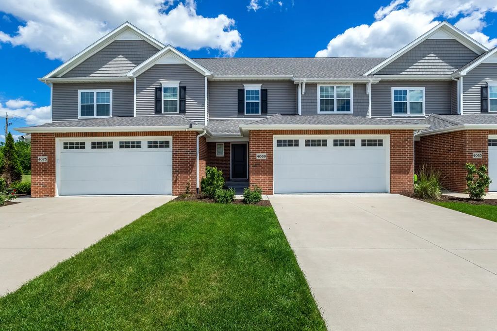 4069 Orchard Drive, Bettendorf