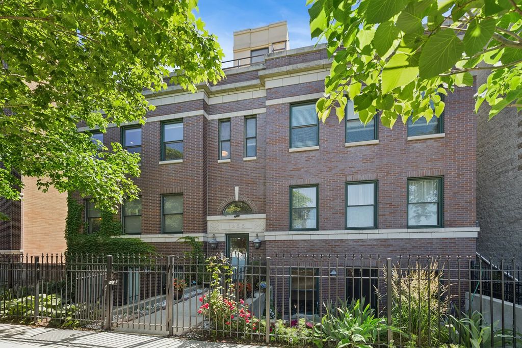 1355 N Mohawk Street 3n, Chicago