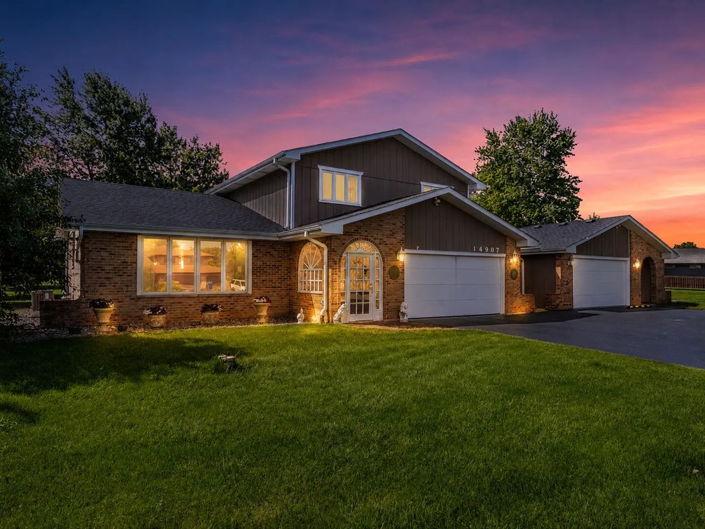 14907 Glen Wood Lane, Homer Glen