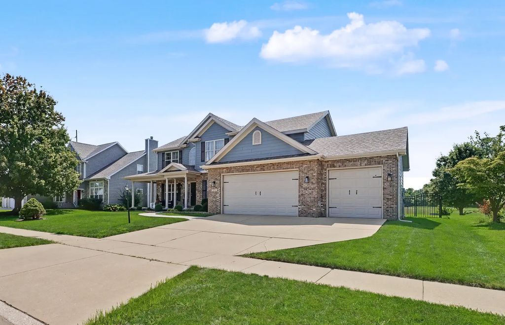 2421 Stricker Lane, Urbana