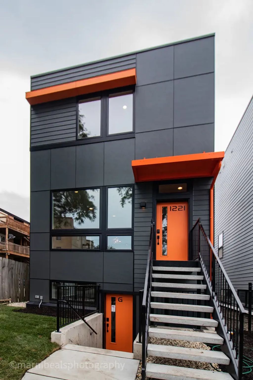 1221 E Marquette Road, Chicago, 60637