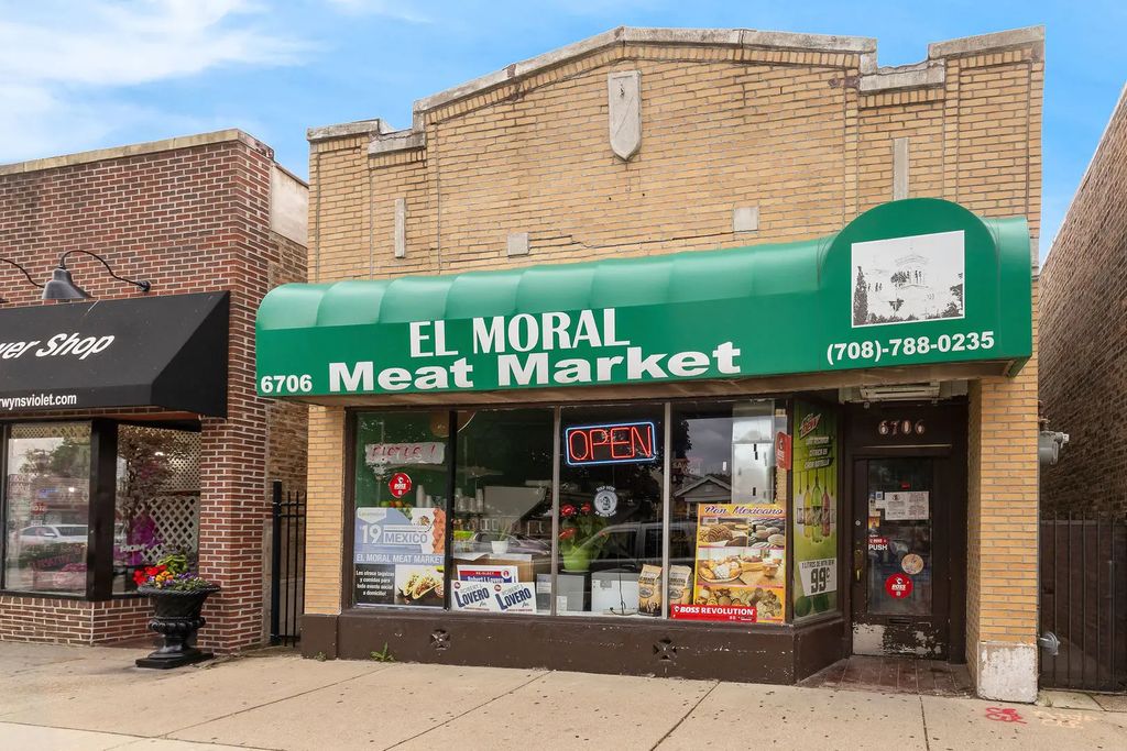 6706 16th Street, Berwyn