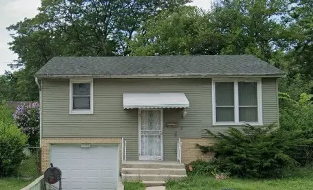 13136 S Saint Lawrence Avenue, Chicago, 60827