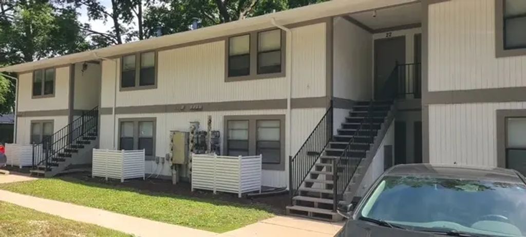 206 Grove Street, Urbana