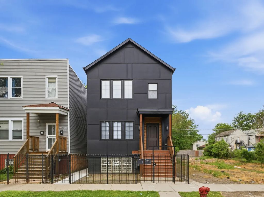 4162 S Wells Street, Chicago, 60609
