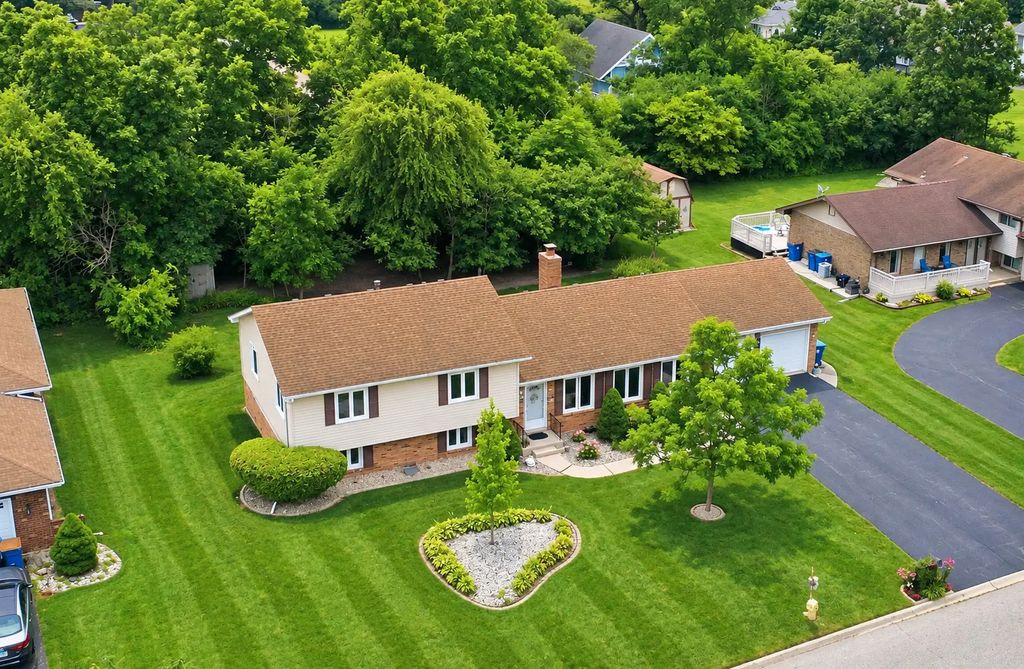 3469 Innsbruck Lane, Crete