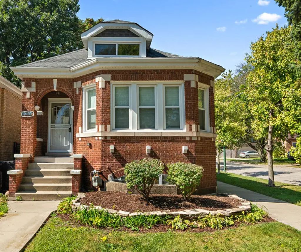 9400 S Charles Street, Chicago, 60643