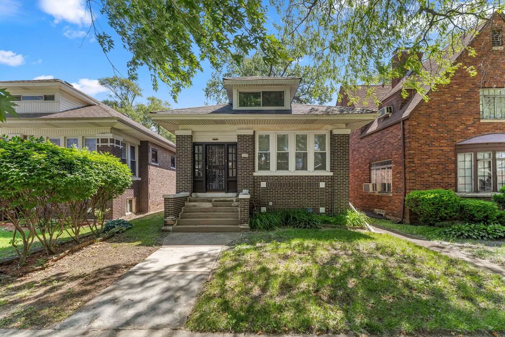 7651 S Cregier Avenue, Chicago