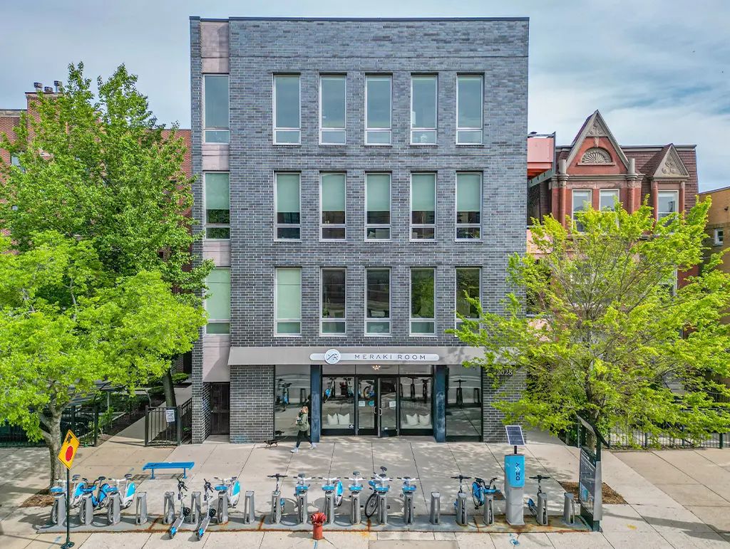 2028 W Division Street, Chicago