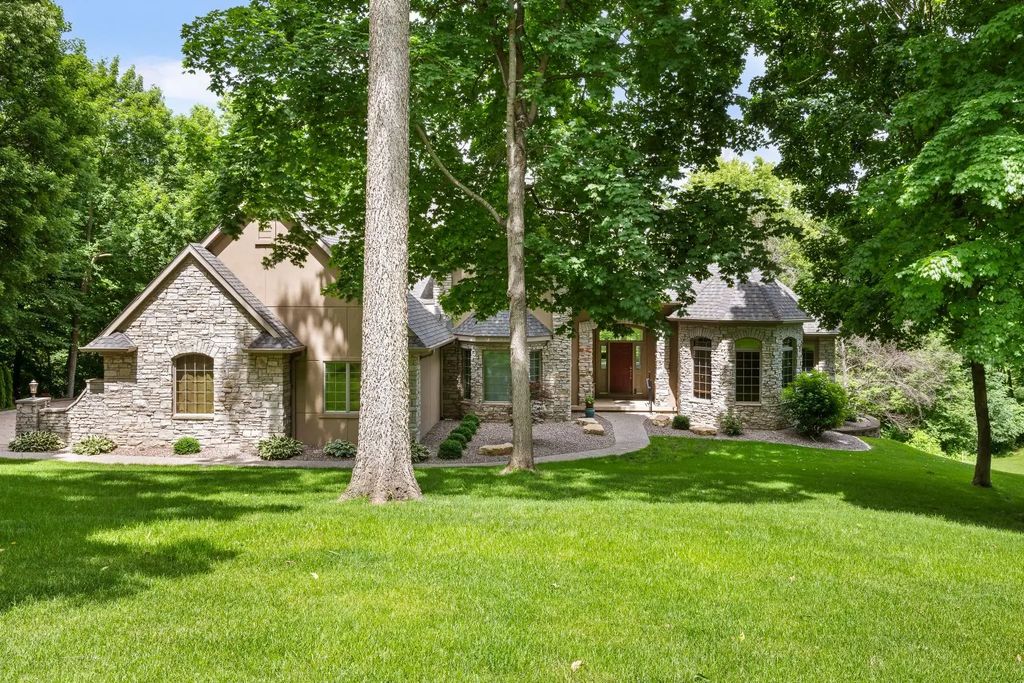 2296 Forest Reed Place, Leclaire