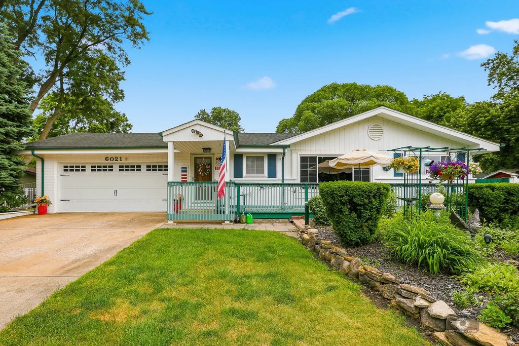 6021 Jody Lane, Tinley Park