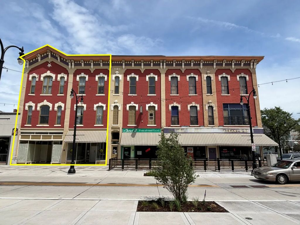 1821-1823 2nd Avenue, Rock Island