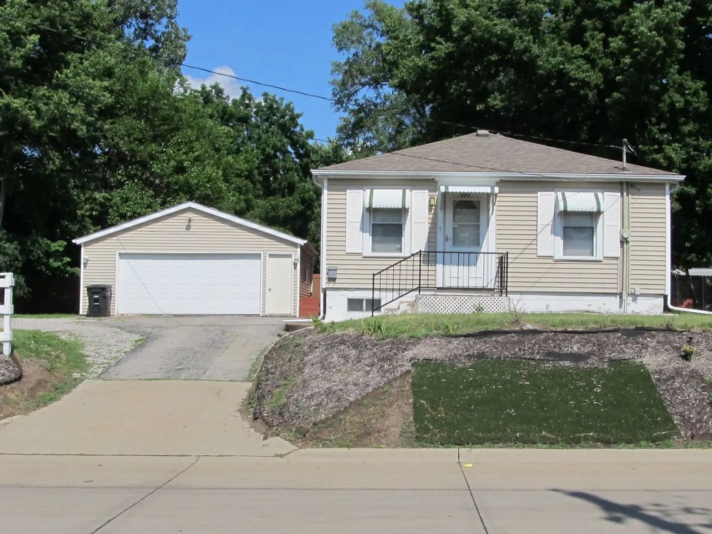 2013 5th Street, Rock Island