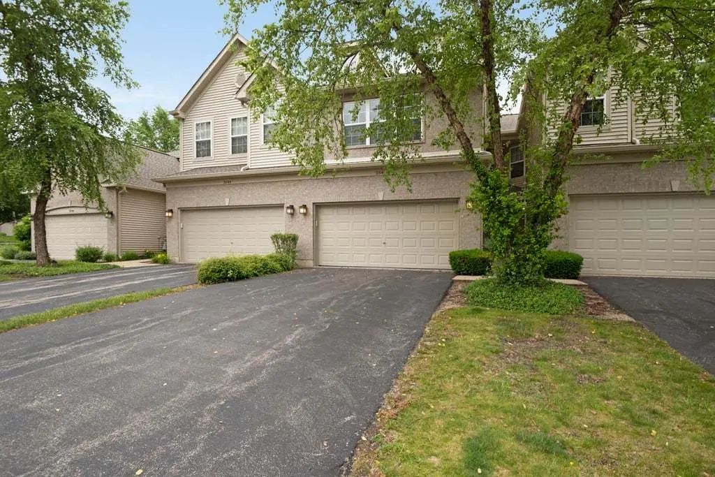2642 Granite Court 2642, Crystal Lake
