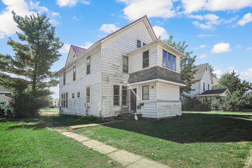 123 W Waupansie Street 2, Dwight
