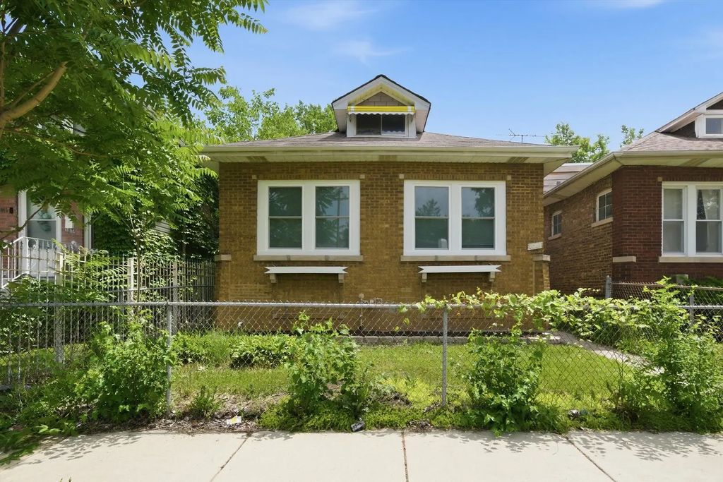8049 S Kimbark Avenue, Chicago