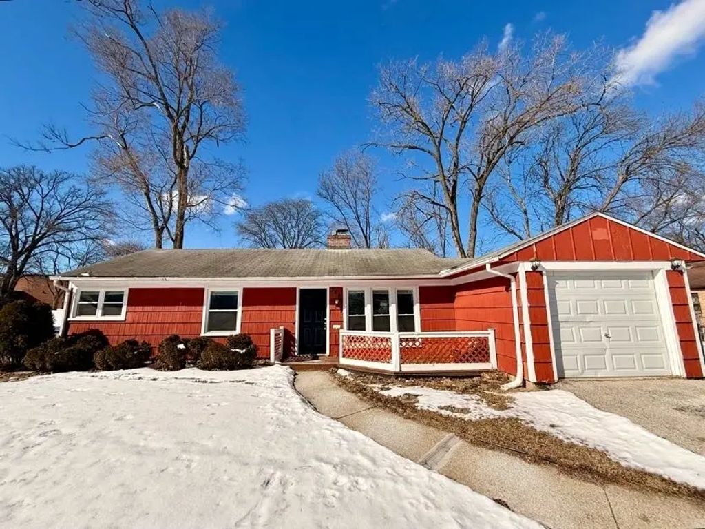 344 Nassau Street, Park Forest