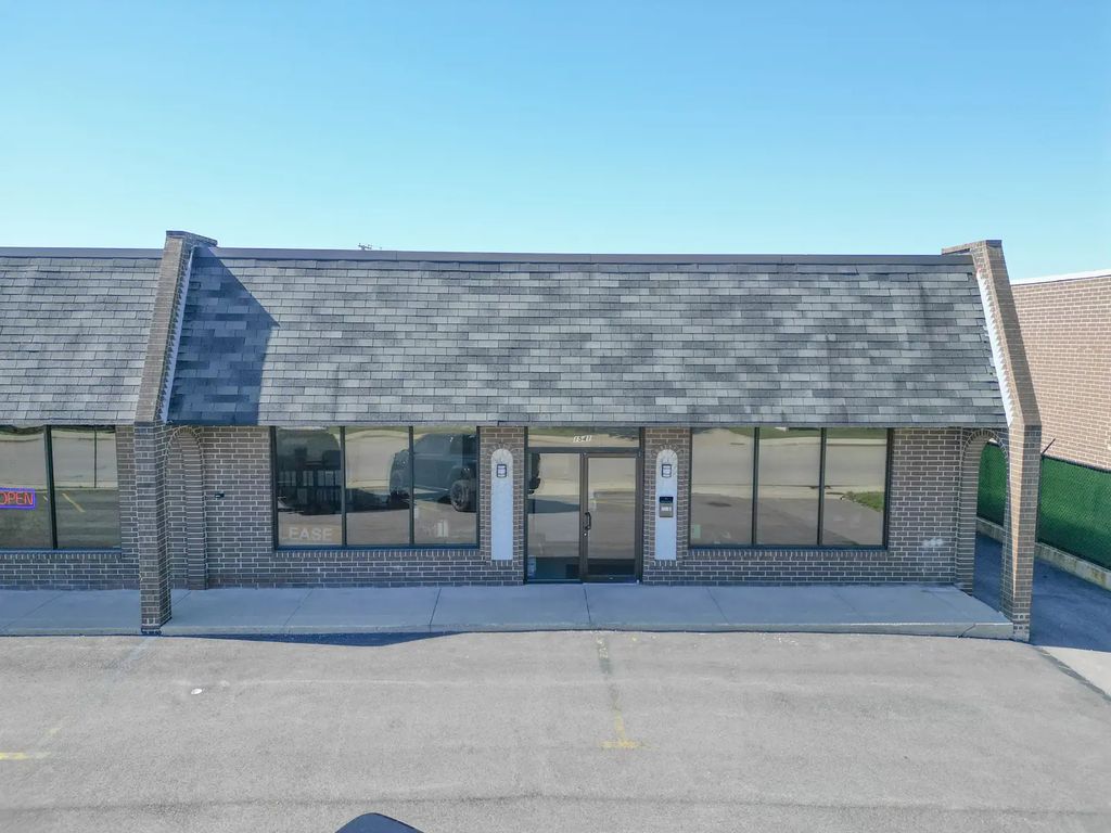 1541 Bourbon Parkway 1541a, Streamwood