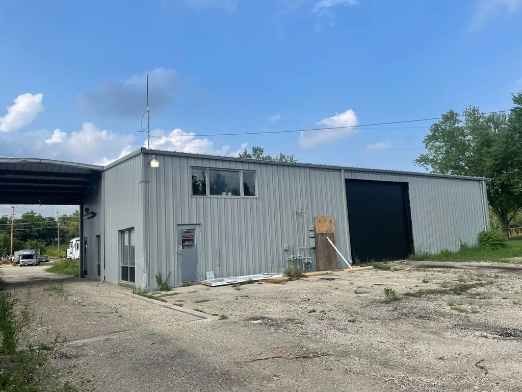 9n533 Nesler Road, Elgin