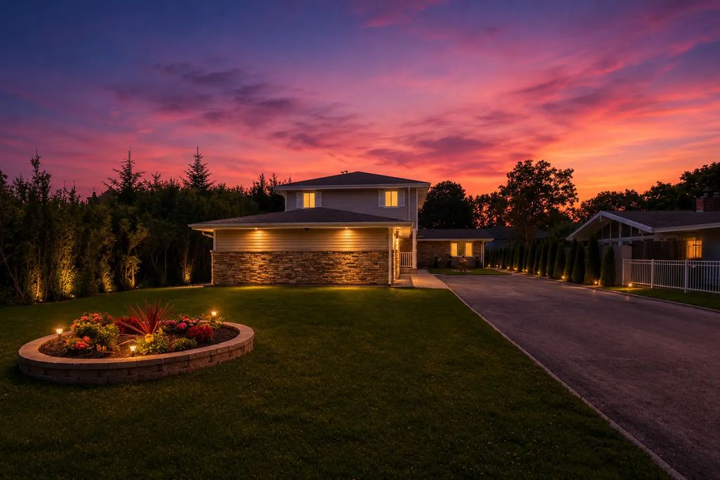 1325 E Lake Avenue, Glenview