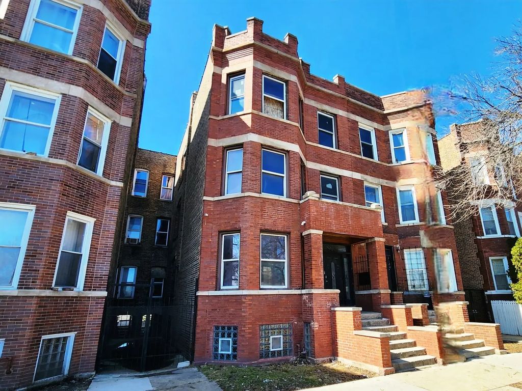 1116 S California Avenue, Chicago