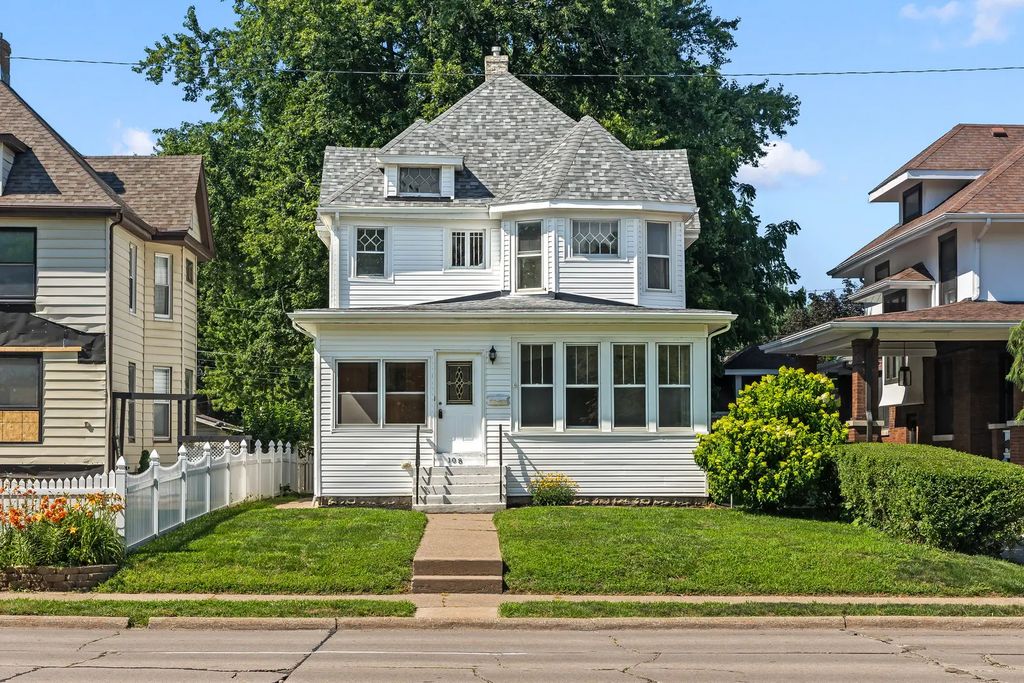 108 W Central Park Avenue, Davenport
