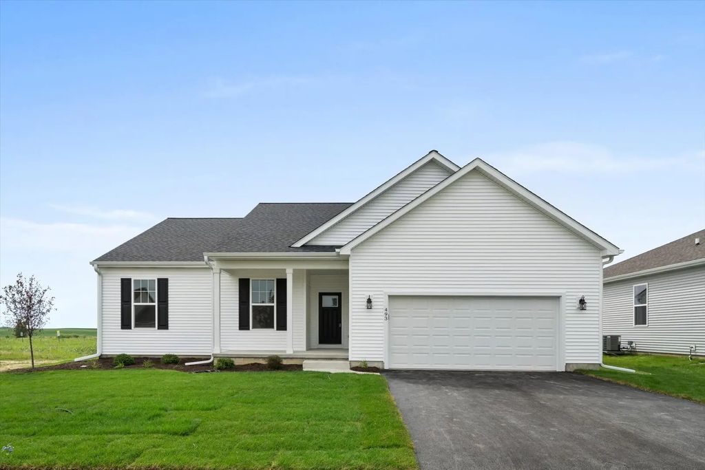 811 Whitetail Drive, Marengo