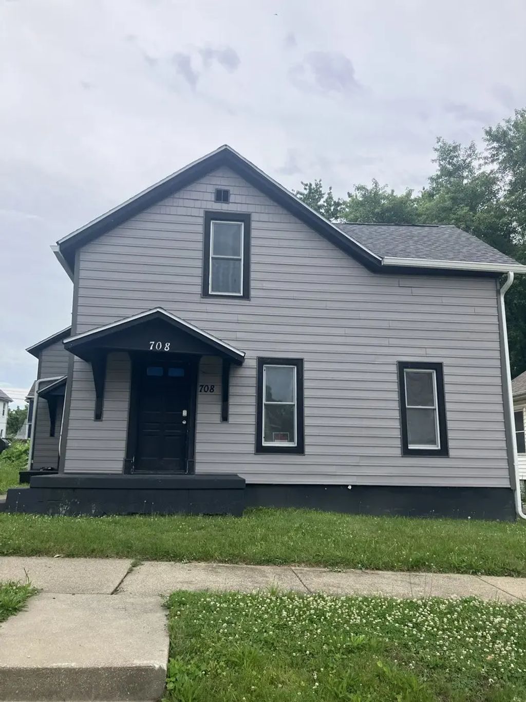 708 W Jefferson Street, Bloomington