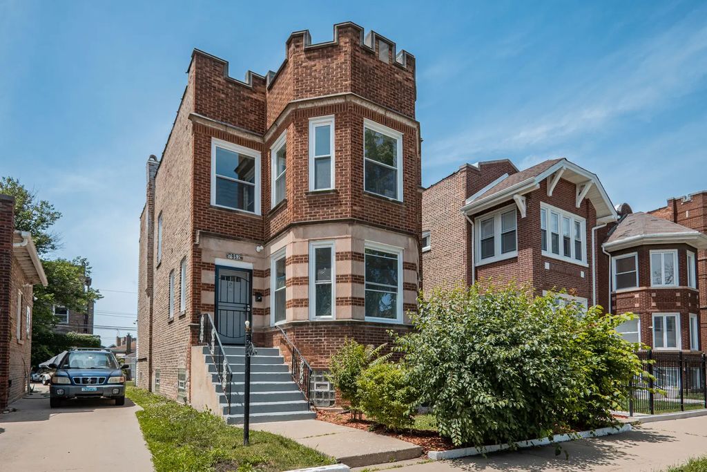 7952 S Elizabeth Street, Chicago