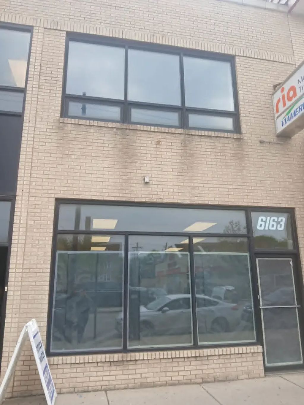 6163 N Broadway Street, Chicago