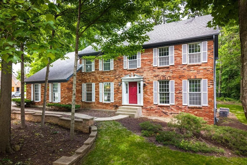 1159 Hobson Mill Drive, Naperville