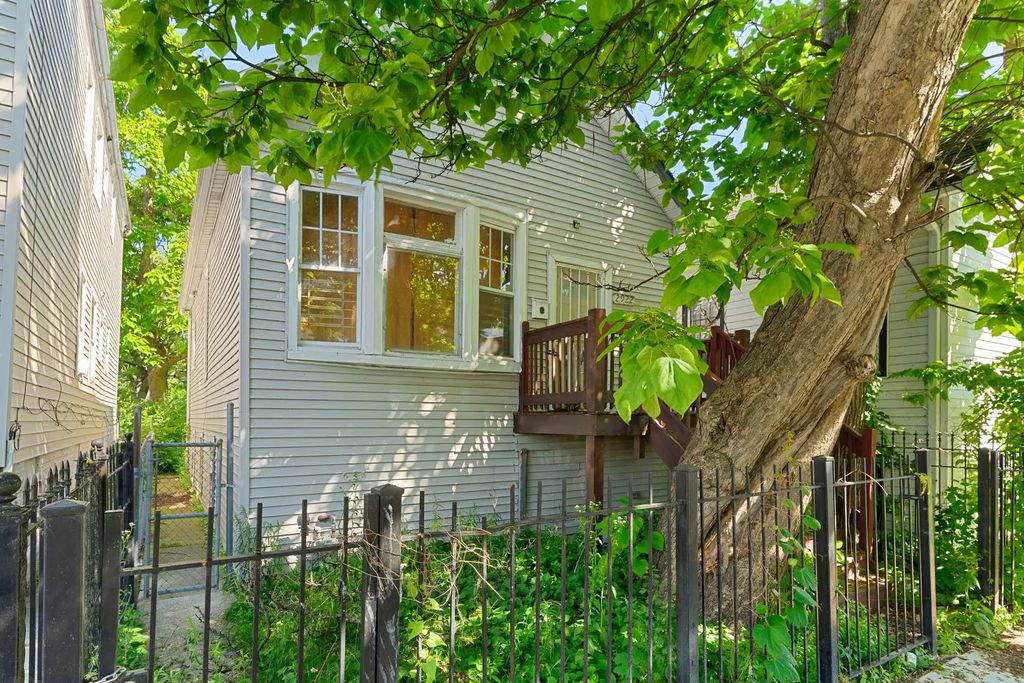 2922 E 78th Place, Chicago, 60649